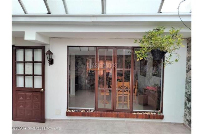 Casas, Venta, Cota - $750.000.000