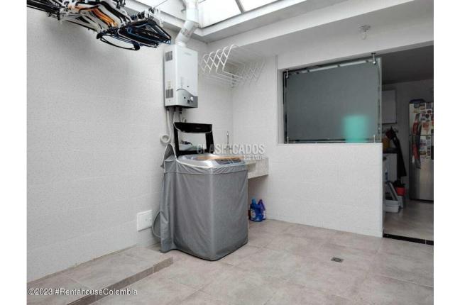 Casas, Venta, Cota - $750.000.000