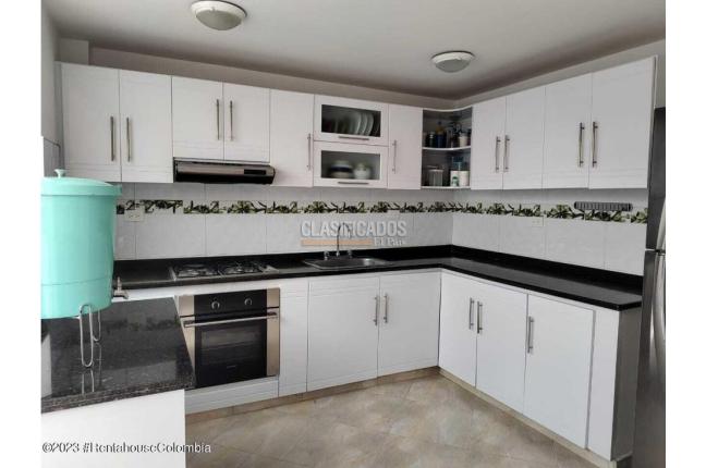 Casas, Venta, Cota - $750.000.000