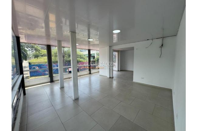 Locales y Bodegas, Alquiler, San Fernando Viejo - $1.600.000