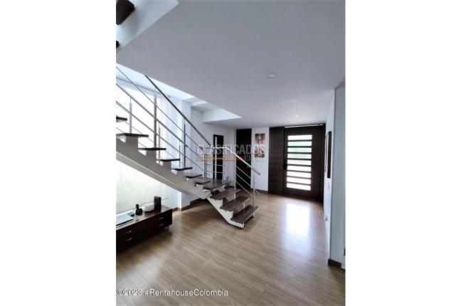 Casas, Venta, Cota - $950.000.000