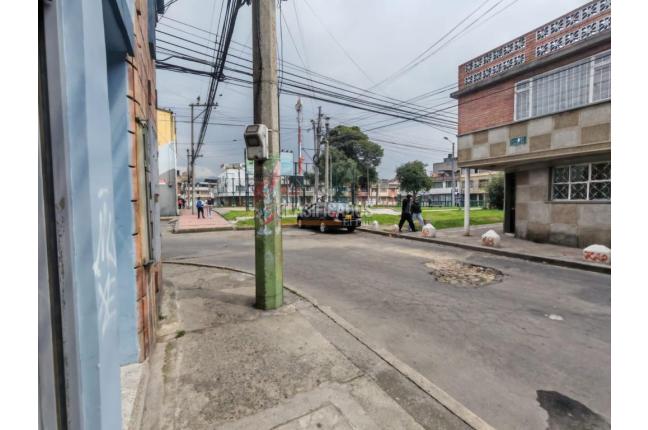 Locales y Bodegas, Alquiler, Bogotá - $800.000
