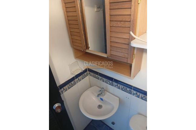Oficinas y Consultorios, Alquiler, Granada - $670.000
