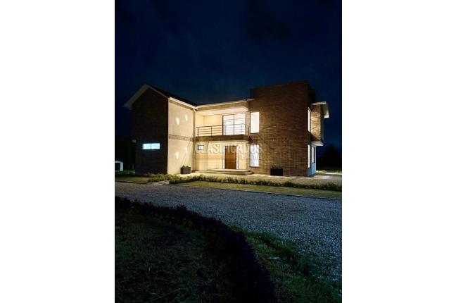 Casas, Venta, Cota - $1.920.000.000