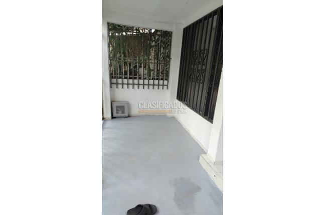 Casas, Alquiler en Villa del Prado