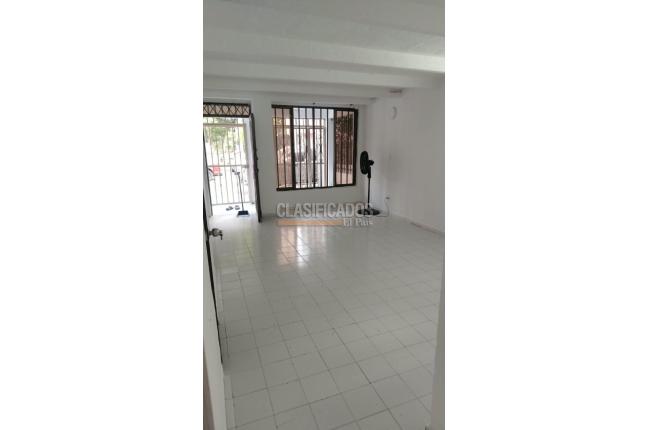 Casas, Alquiler, Villa del Prado - $1.300.000