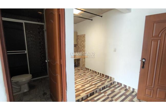 Apartaestudios, Alquiler, Las Delicias - $700.000