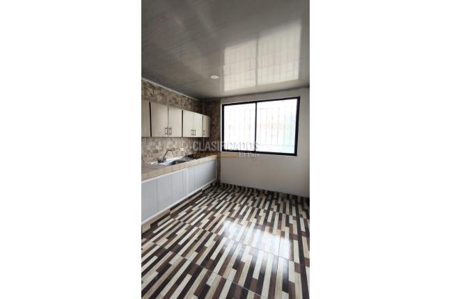 Apartaestudios, Alquiler, Las Delicias - $700.000