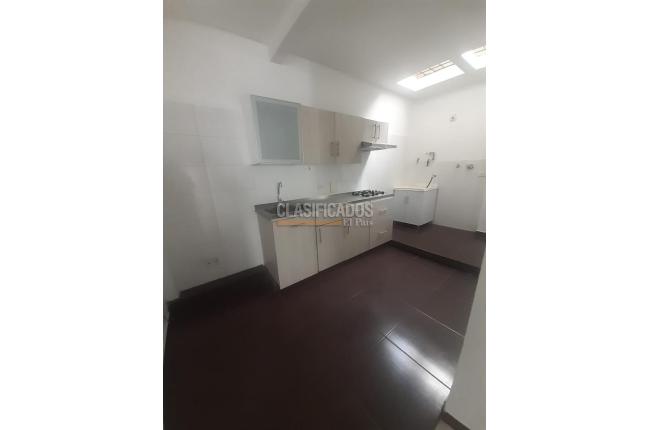 Apartamentos, Alquiler, El Bosque - $2.800.000