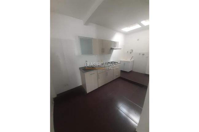 Apartamentos, Alquiler, El Bosque - $2.800.000