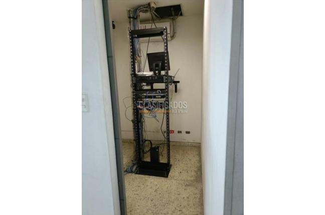 Edificios, Venta, Popular - $900.000.000