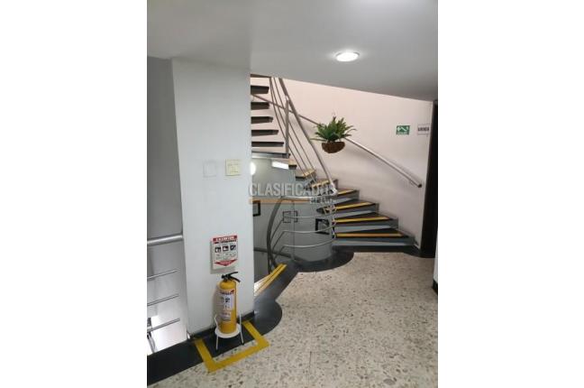 Edificios, Venta, Popular - $900.000.000