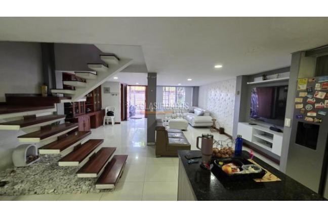 Casas, Venta, Caney - $700.000.000