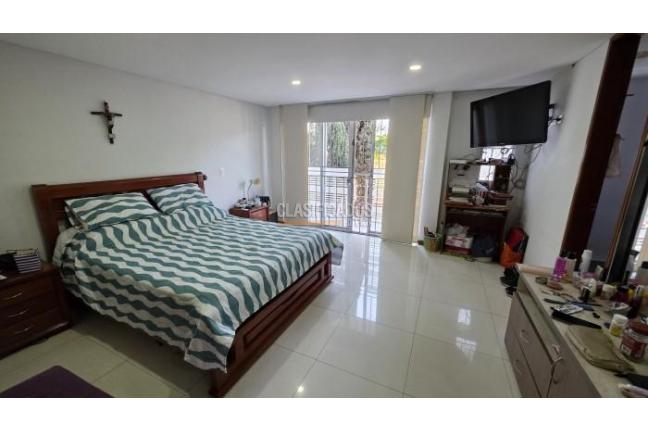 Casas, Venta, Caney - $700.000.000