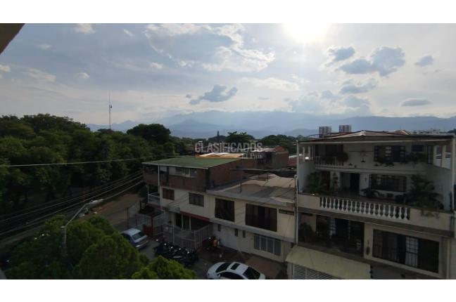 Apartamentos, Alquiler, Primero de Mayo - $1.600.000