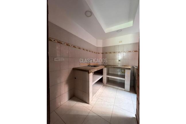 Apartamentos, Alquiler, Valle Grande - $650.000
