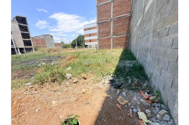 Lotes, Venta en Ciudad 2.000