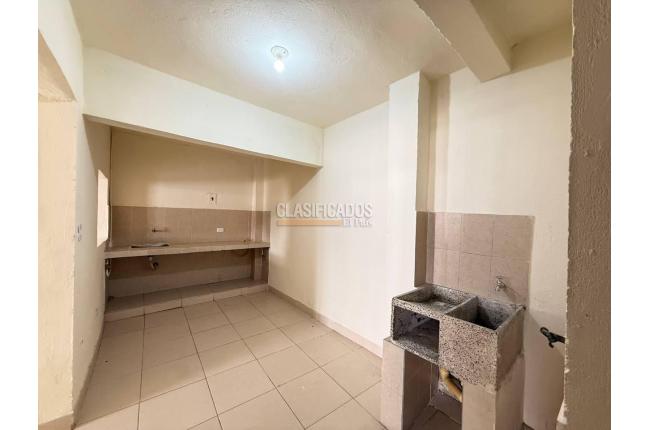 Apartaestudios, Alquiler, El Jardín - $800.000