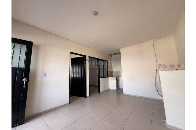 Apartamentos, Alquiler, El Jardín - $900.000