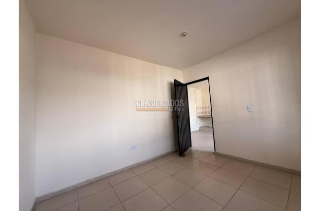 Apartamentos, Alquiler, El Jardín - $900.000