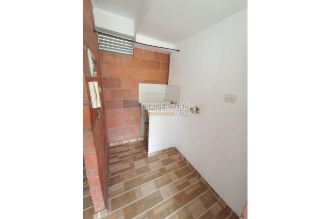 Apartaestudios, Alquiler, Pie de Cuesta - $650.000