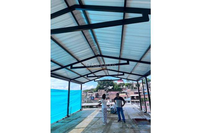 Casas, Venta en San Cayetano