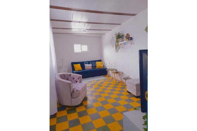 Casas, Venta en San Cayetano