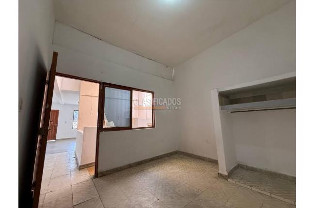 Apartamentos, Alquiler, El Jardín - $1.000.000