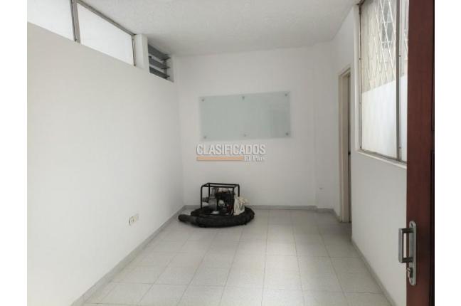 Oficinas y Consultorios, Alquiler en San Vicente