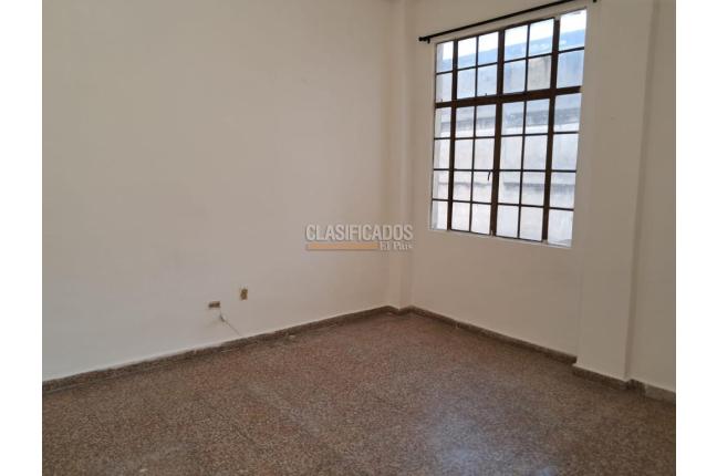 Oficinas y Consultorios, Alquiler en San Pedro