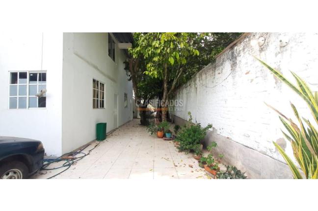Apartaestudios, Alquiler en Ciudad Jardín