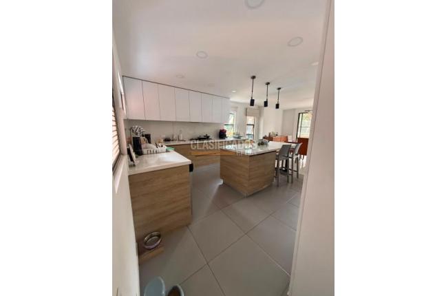 Apartamentos, Venta, Ciudad Jardín - $820.000.000
