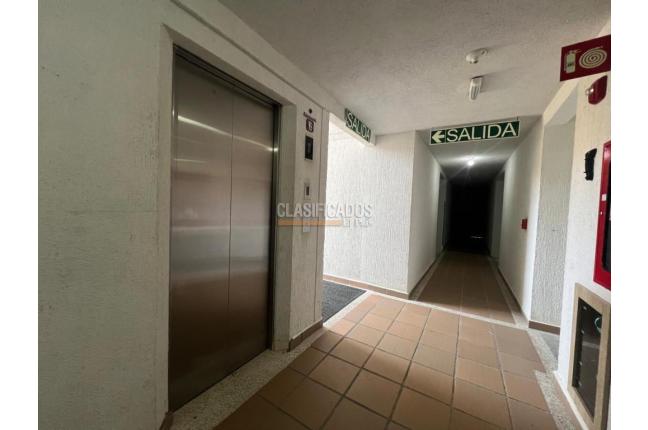 Apartamentos, Alquiler, Ciudad Pacifica - $2.200.000