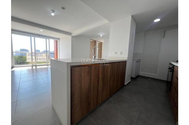 Apartamentos, Alquiler, Ciudad Pacifica - $2.200.000