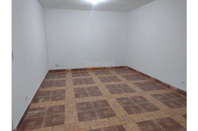 Apartamentos, Alquiler, Saavedra Galindo - $680.000
