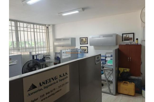 Oficinas y Consultorios, Alquiler en San Vicente
