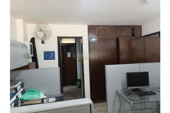 Oficinas y Consultorios, Alquiler, San Vicente - $1.200.000
