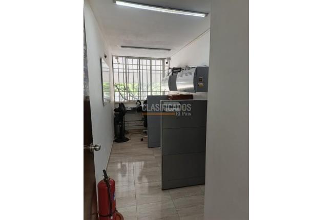 Oficinas y Consultorios, Alquiler, San Vicente - $1.200.000