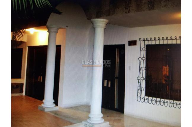 Casas, Venta en La Flora