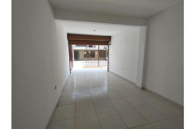 Locales y Bodegas, Alquiler, Metropolitano del Norte - $700.000