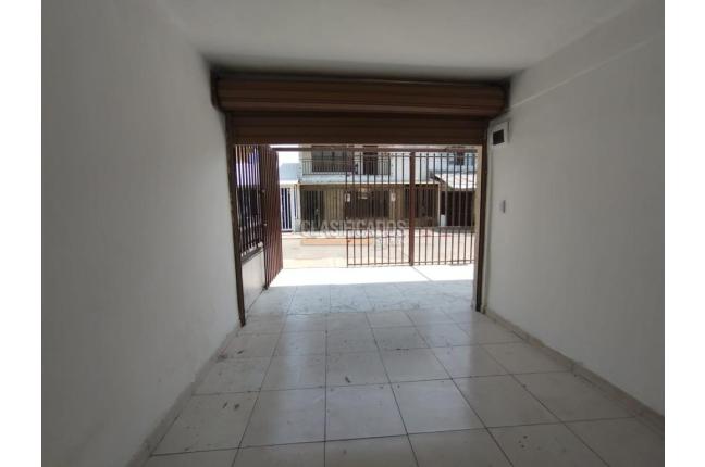 Locales y Bodegas, Alquiler, Metropolitano del Norte - $700.000