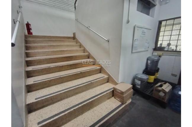 Locales y Bodegas, Venta, Marco Fidel Suárez - $2.900.000.000