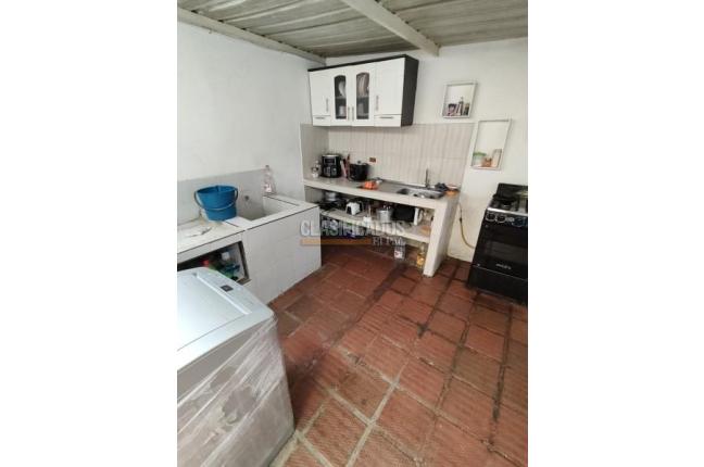 Casas, Venta, Paso del Comercio - $280.000.000