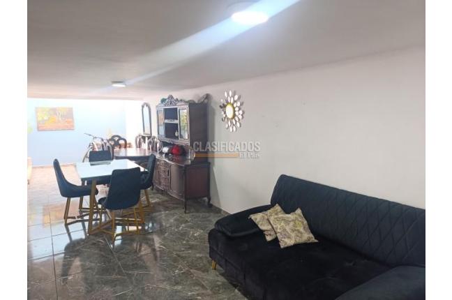 Casas, Venta, Álamos - $620.000.000