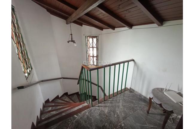 Casas, Venta, Álamos - $620.000.000