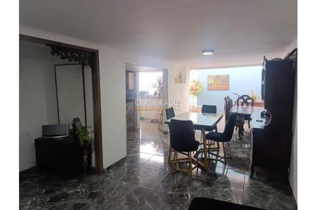 Casas, Venta, Álamos - $620.000.000