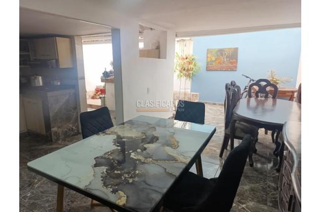 Casas, Venta, Álamos - $620.000.000