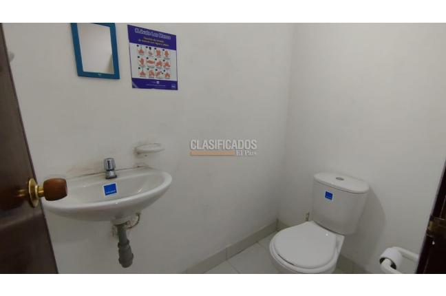 Locales y Bodegas, Alquiler, Versalles - $3.200.000