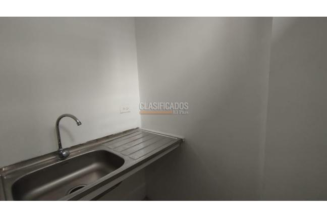 Locales y Bodegas, Alquiler, Versalles - $3.200.000