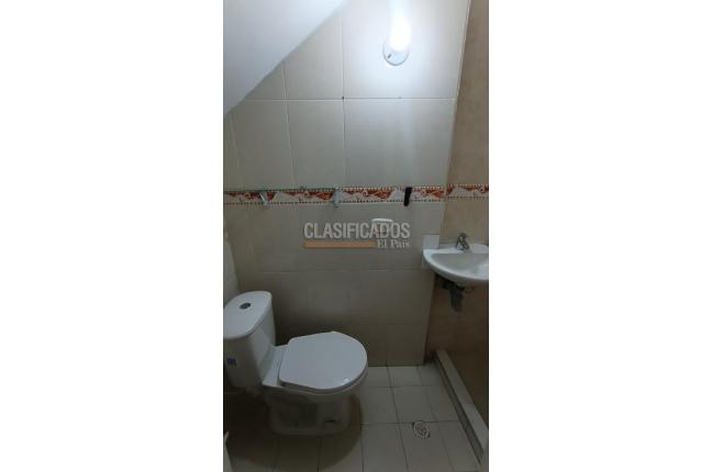 Apartamentos, Alquiler, Calicanto - $1.200.000